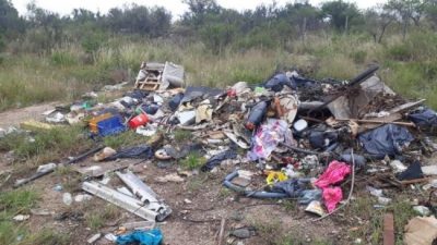 Carlos Paz: Hay decenas de basurales clandestinos dentro del nuevo ejido