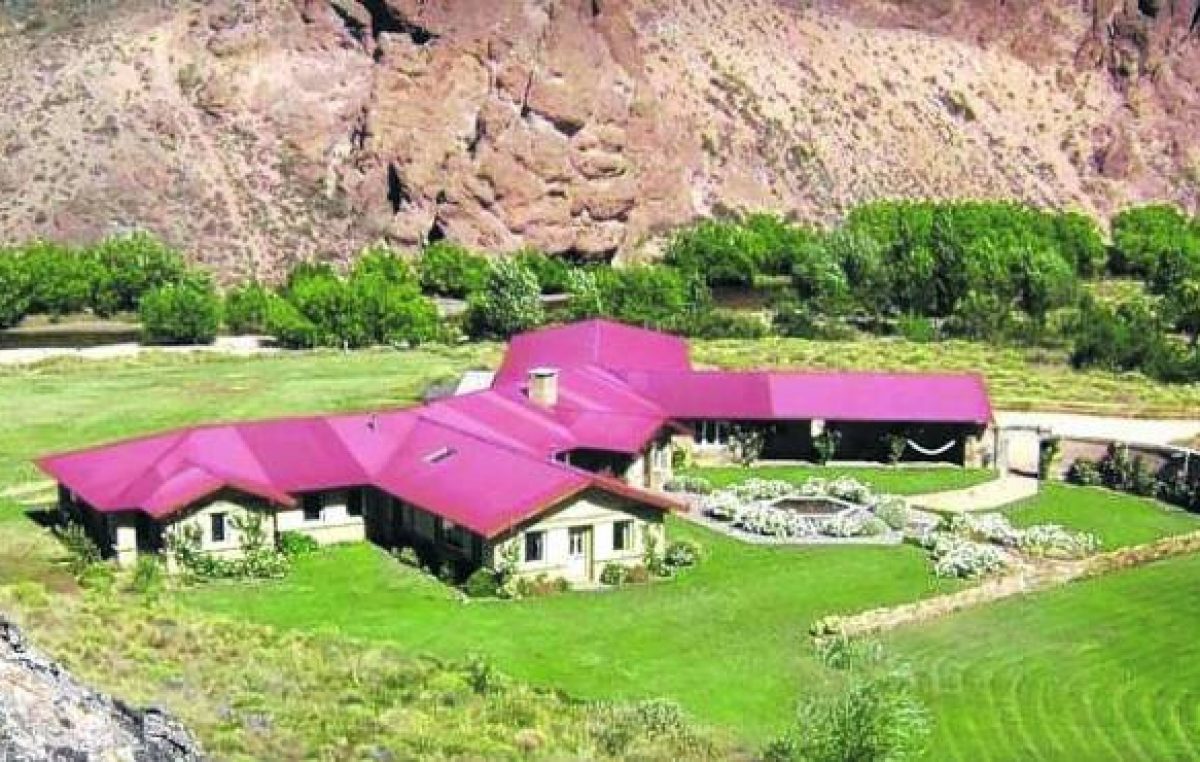 Como Máxima, el campo de Benetton no paga tasas municipales