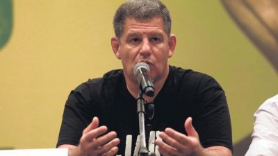 Un ministro de Bolsonaro en caída libre