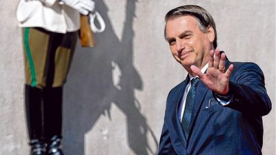 Bolsonaro alienta a los militares a conmemorar el golpe de 1964