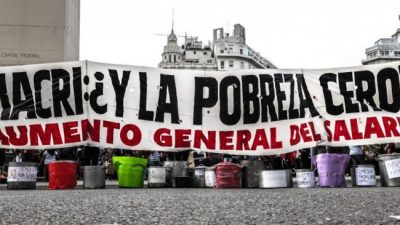 Por la crisis y la pobreza, movimientos sociales acamparán en las puertas de los hipermercados