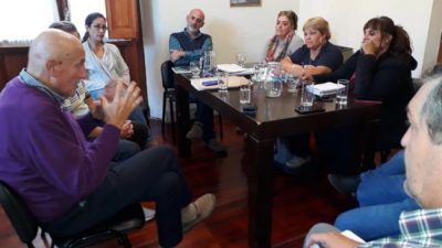 El Ejecutivo de Viedma mejoró la oferta salarial a empleados municipales con una suma fija