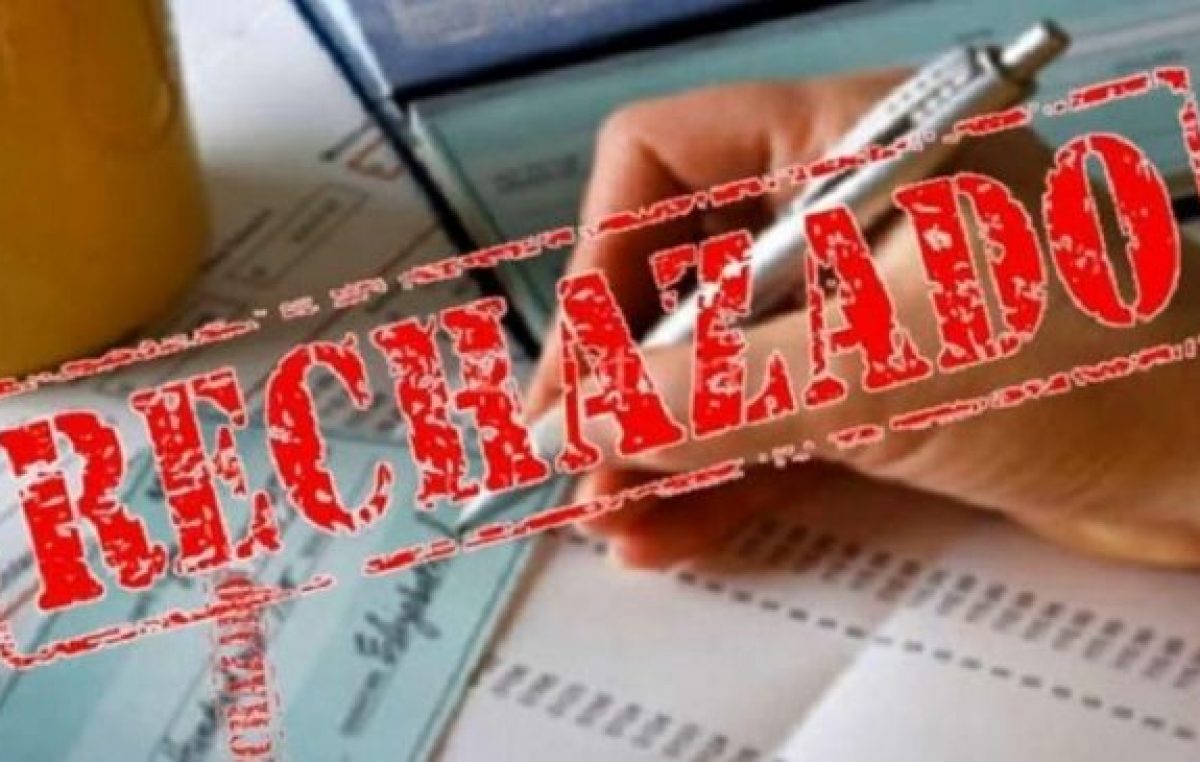 Alerta por la cadena de pagos: el nivel de cheques rechazados ya es similar al de 2001
