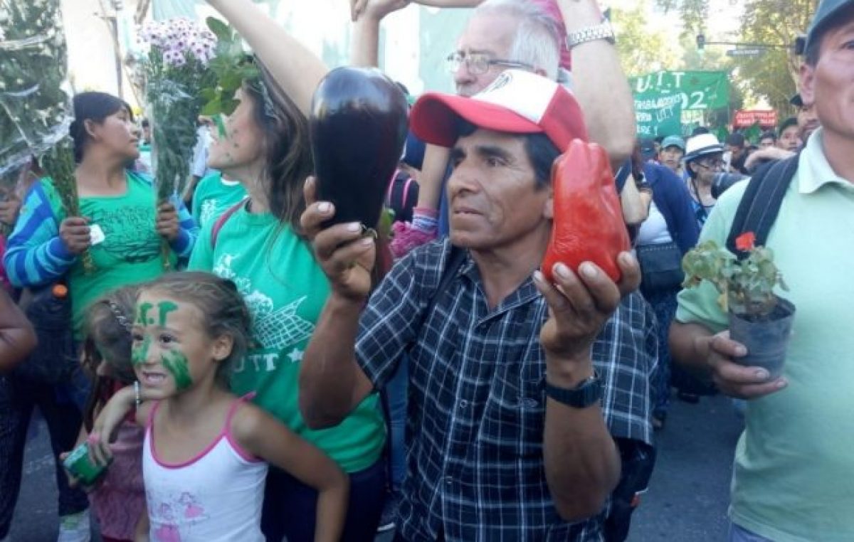 Mega Verdurazo: una ayuda humanitaria para el hambre que se padece en Argentina