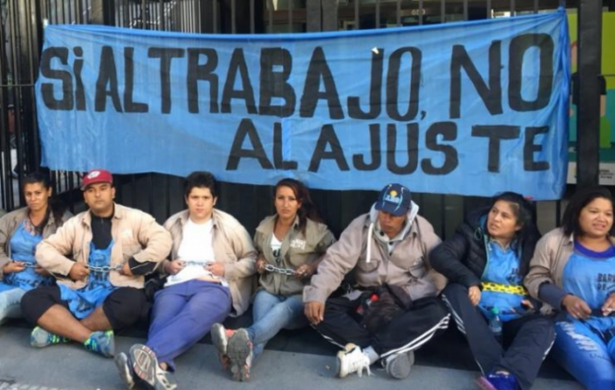 Dramático primer bimestre: ola de despidos y suspensiones en el sector privado