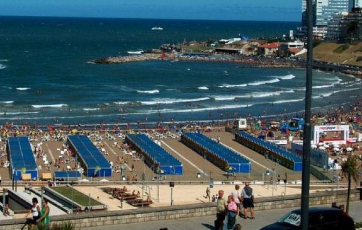 Estadías cortas, poco gasto y clima irregular: el sabor amargo de una temporada que decepcionó en Mar del Plata