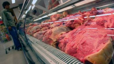Esta crisis sí se puede ver: cayó el consumo de carne y subió el de fideos, harinas y arroz