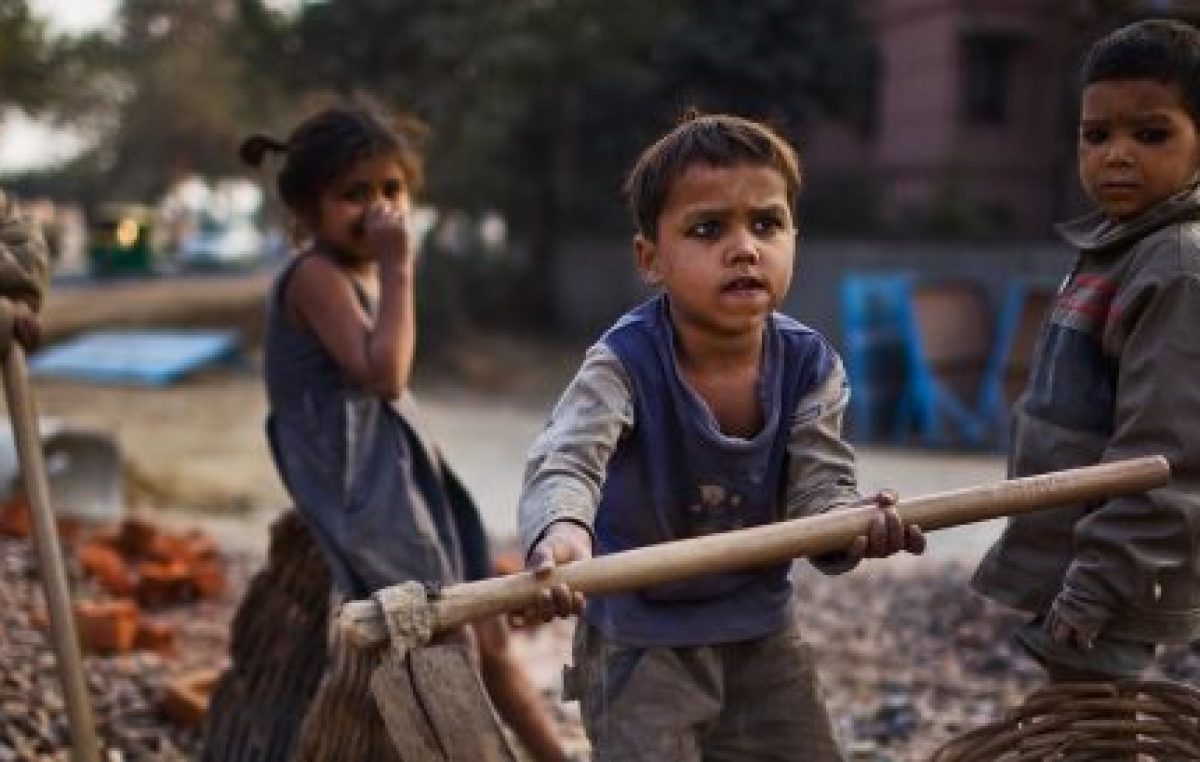Bernardo Kliksberg y el diagnóstico más triste: “mueren 16 mil niños por día en el mundo por razones evitables”