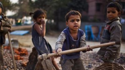 Bernardo Kliksberg y el diagnóstico más triste: “mueren 16 mil niños por día en el mundo por razones evitables”