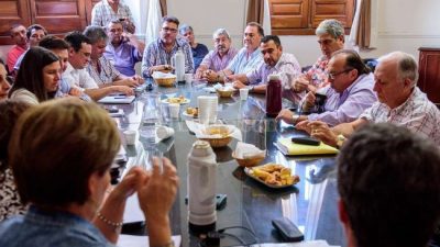 Paritaria municipal santafesina: el 12% de suba no dejó conforme a Festram