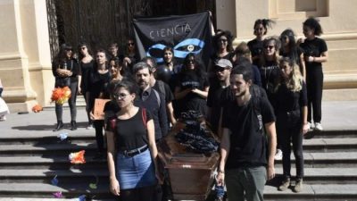 Quedaron fuera del Conicet 84 científicos santafesinos