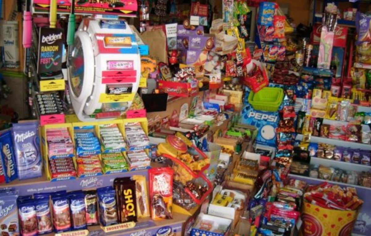 Ante la caída del consumo y tarifazos, cierran seis kioscos por día en la Provincia y Capital Federal