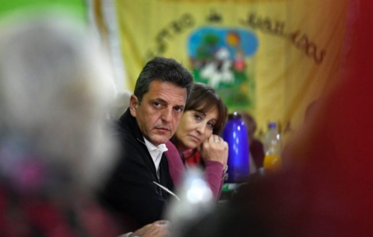 Massa les marca la cancha a sus “socios” de Alternativa Federal y presenta cien candidatos a intendente