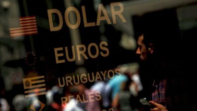 Comenzó la temporada de rifar dólares