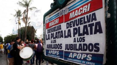 «Este gobierno es un desastre nacional»