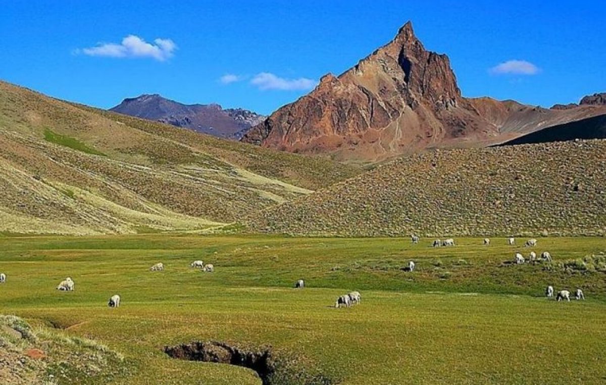 Los Antiguos un lugar para el reposo