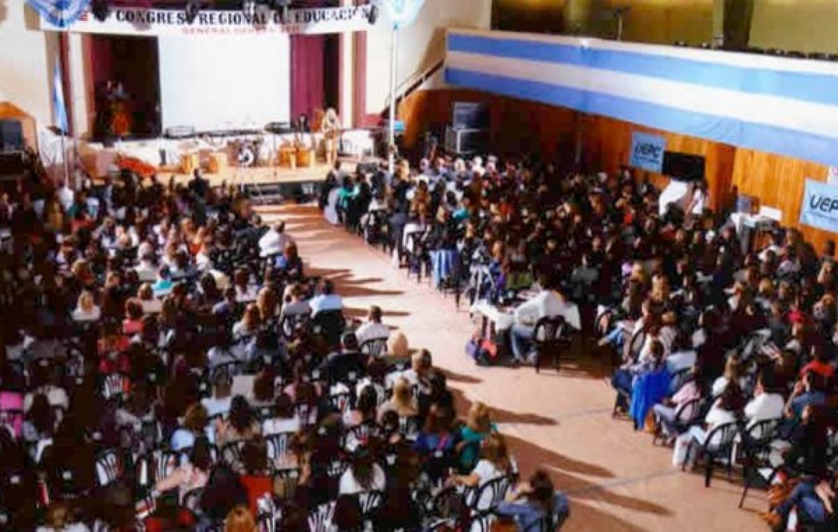 Por la crisis, no se realizará este año el Congreso de Educación en General Deheza