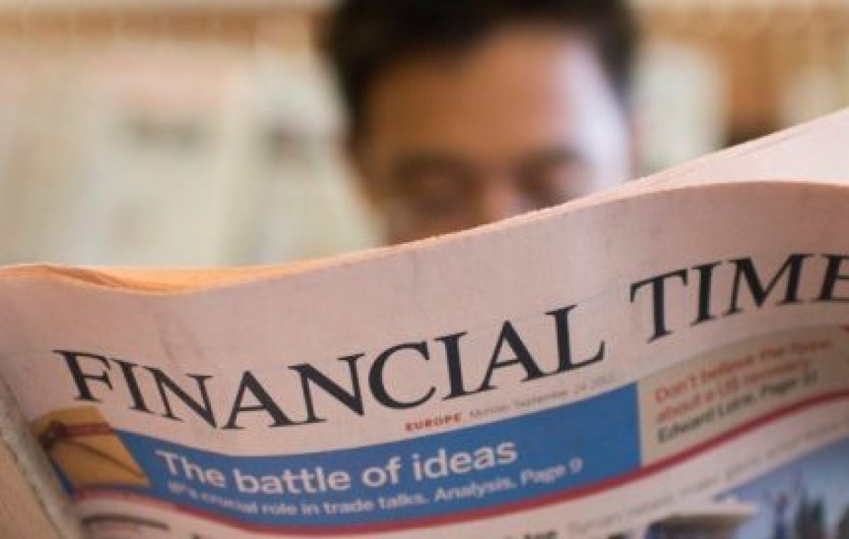 «Argentina está en la cornisa»: el crudo análisis del Financial Times
