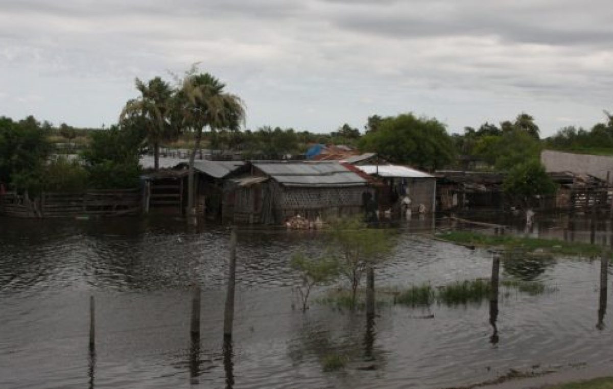 Hay más de 5.400 evacuados por el agua en Chaco y Formosa