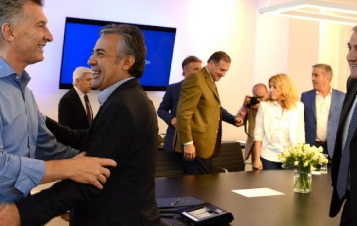 Macri intenta frenar la fuga de los aliados