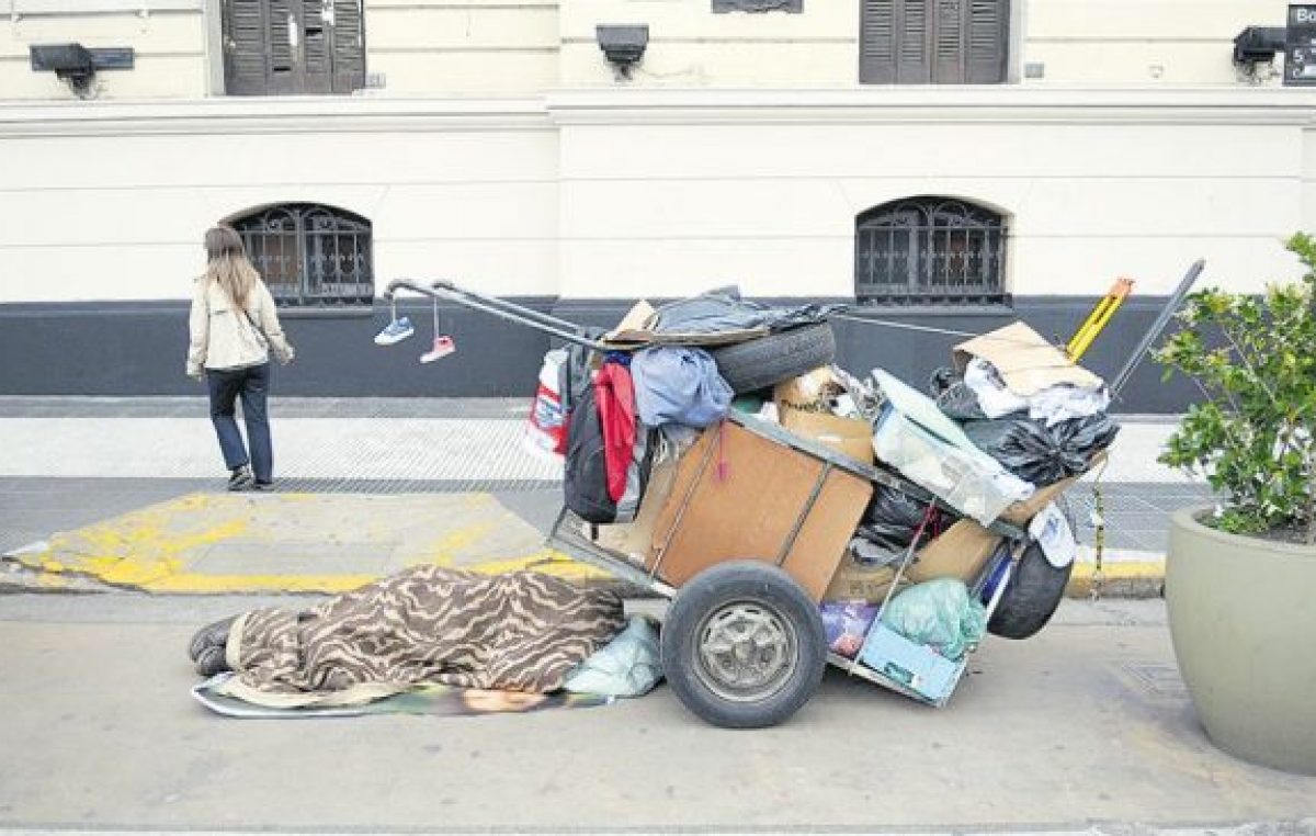 Los que menos tienen, los que más pierden