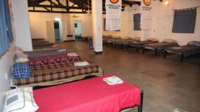 Abrió el refugio municipal de Rosario y sumaron más camas