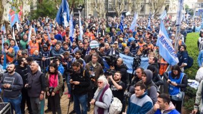 Rosario le dijo «basta» a las políticas del gobierno nacional con dos masivos actos