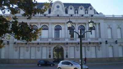 Pehuajó aumenta un 42% el sueldo a empleados municipales