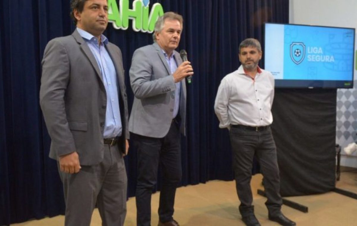 Intendente de Cambiemos otorga millonarios subsidios a grandes clubes y rechaza la ayuda a los barriales