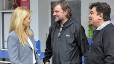 De la mano del Padre Pepe, los Curas Villeros desembarcaron en el Conurbano