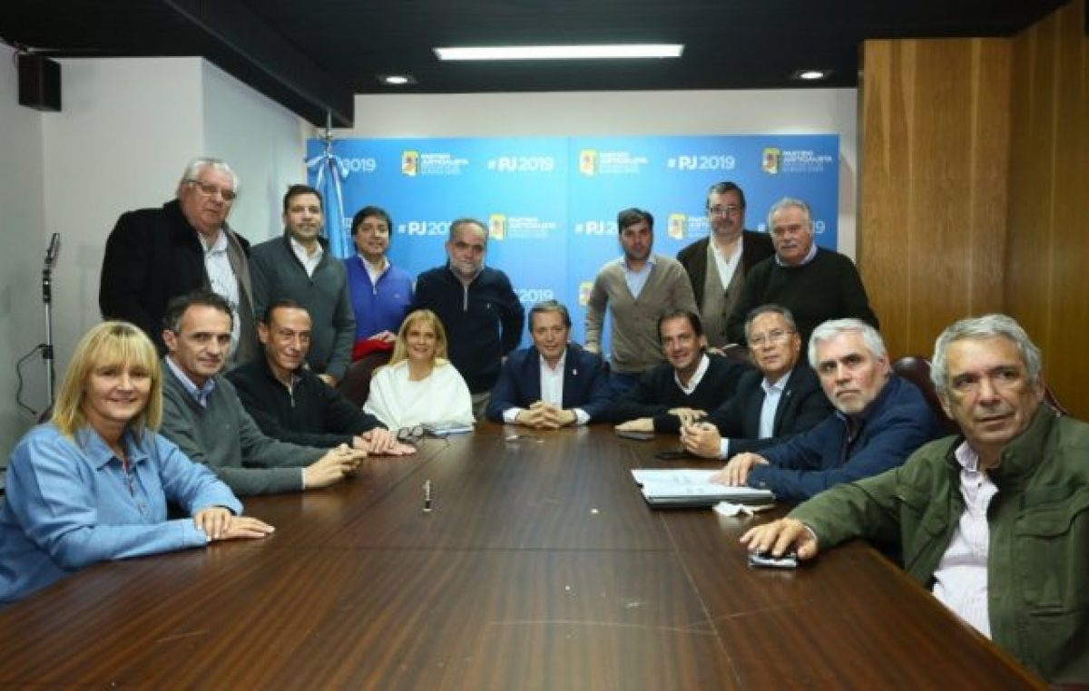 Magario confirmó la fórmula con Kicillof y el PJ empezó a discutir las listas seccionales