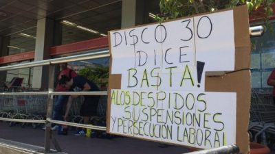 Alertas en supermercados: Cencosud despide y Carrefour de Boedo cierra