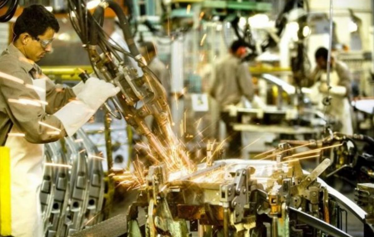 Crece la preocupación en la industria, que acumula once meses consecutivos de caída