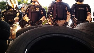 Buenos Aires: pese a la represión, agrupaciones de base se desmarcaron de la CGT con protestas