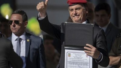Por qué Bolsonaro hace peligrar la democracia