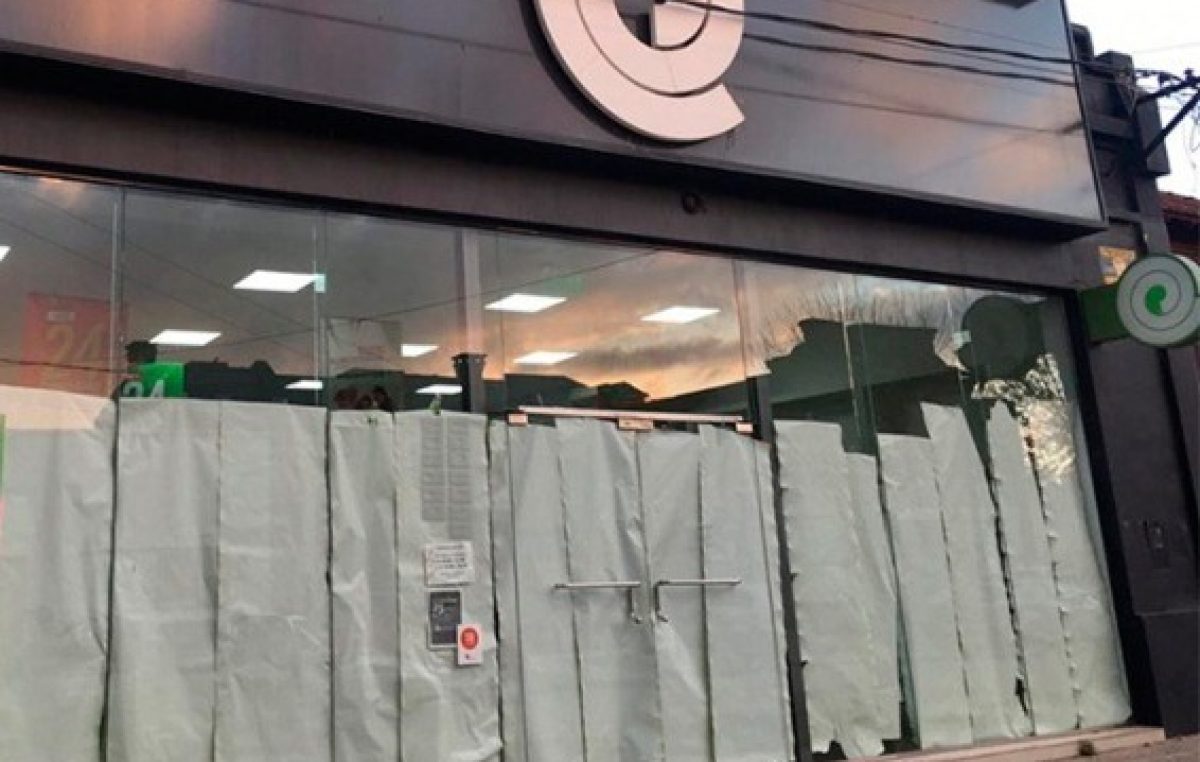 Cerró otra sucursal de Bazar El Entrerriano, esta vez en Viale 