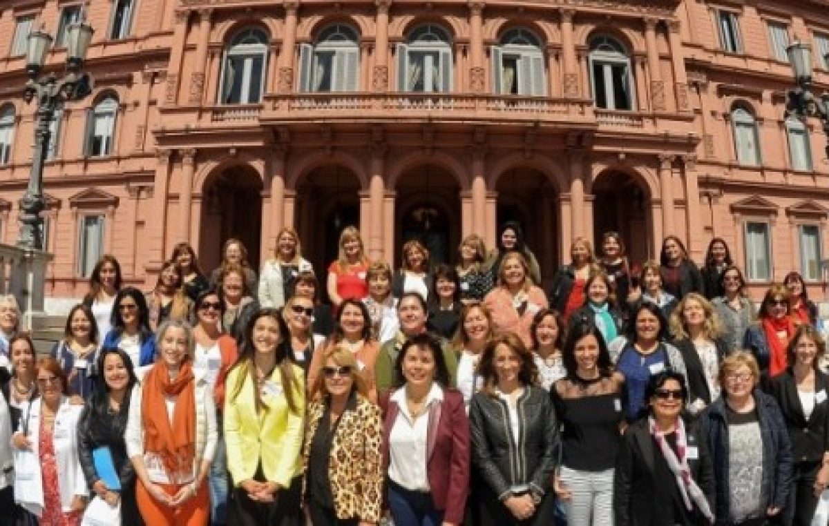 Las mujeres gobiernan sólo uno de cada diez municipios