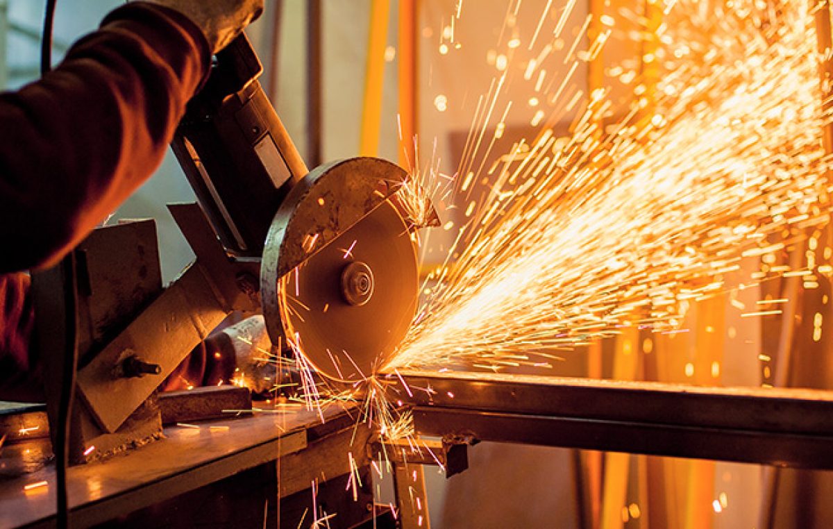 El gobierno de Macri destruyó 3500 empleos industriales por mes