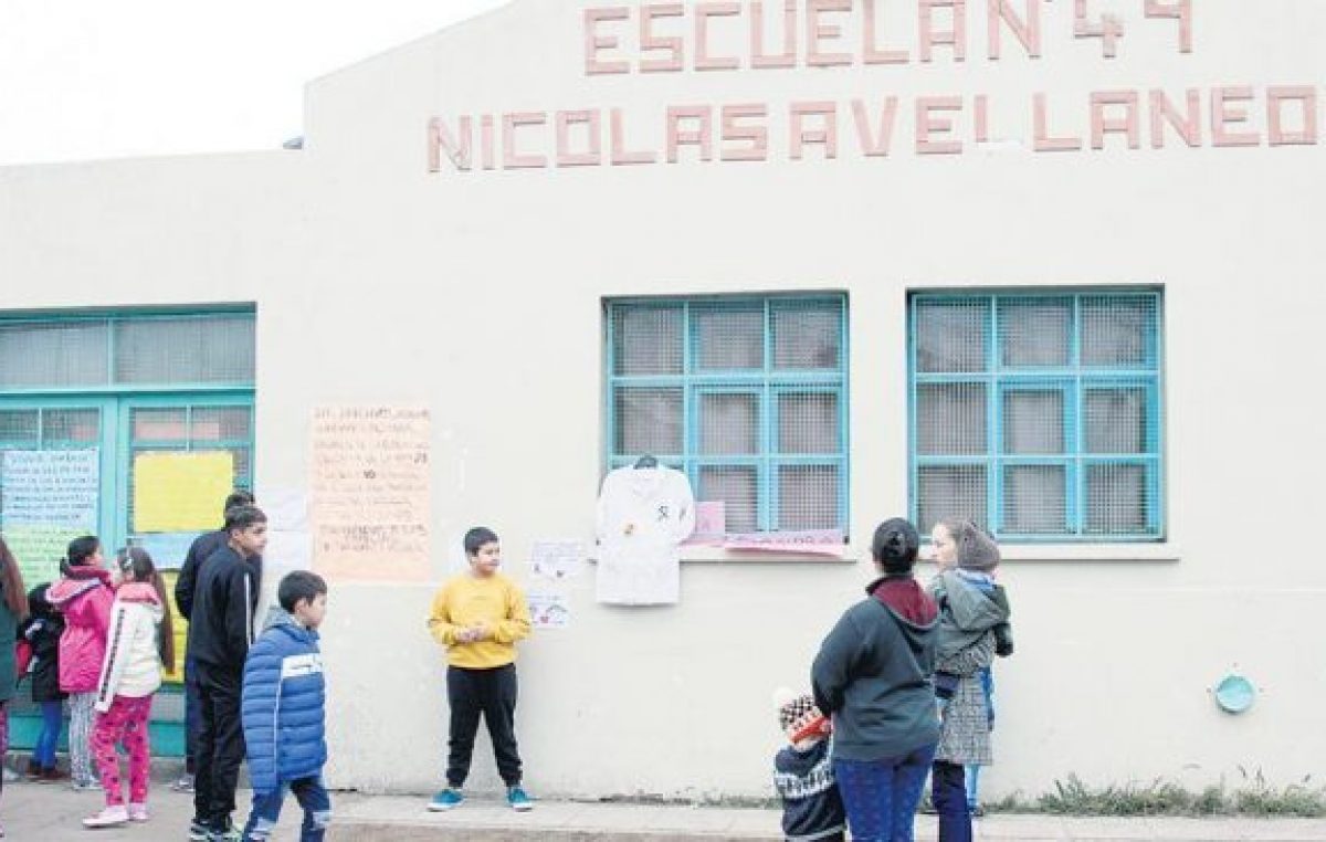 En 90 escuelas de Moreno no hay gas