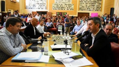 Mar del Plata: El arroyismo se niega a ponerle un freno a los nombramientos en el gobierno