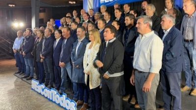 Tras la cumbre en Cañuelas, los intendentes peronistas establecen que el “único adversario es Vidal”