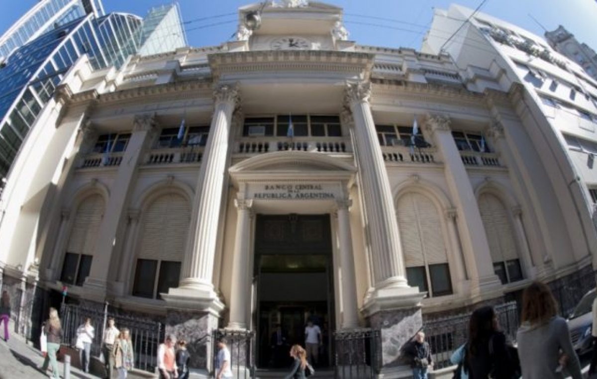 Por intereses de Leliq, los bancos se llevan por mes el equivalente a más de 6 millones de jubilaciones mínimas