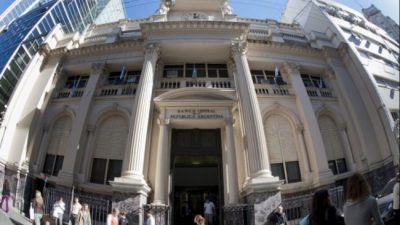 Por intereses de Leliq, los bancos se llevan por mes el equivalente a más de 6 millones de jubilaciones mínimas