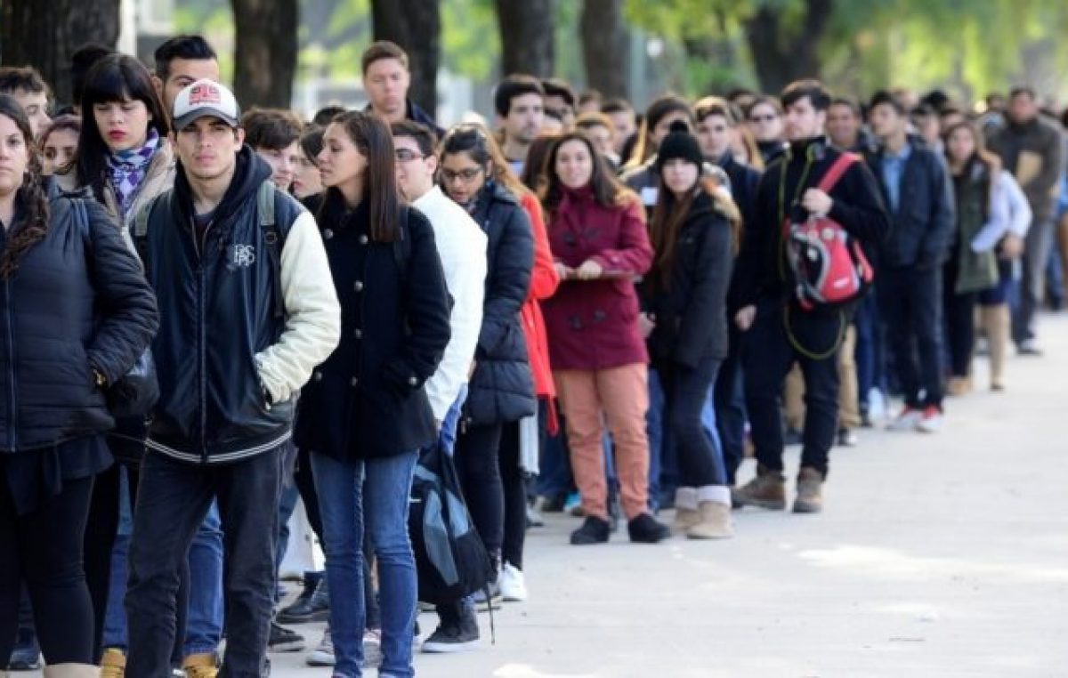 Lapidarias cifras de desocupación: en el lapso de un año se perdieron 30 puestos de trabajo por hora
