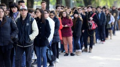 Lapidarias cifras de desocupación: en el lapso de un año se perdieron 30 puestos de trabajo por hora