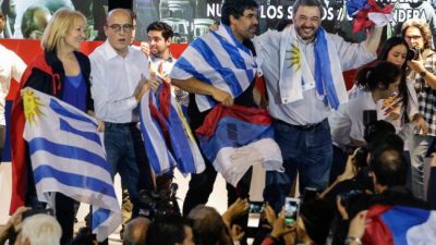 Uruguay: La unidad primó en el cierre de campaña del FA