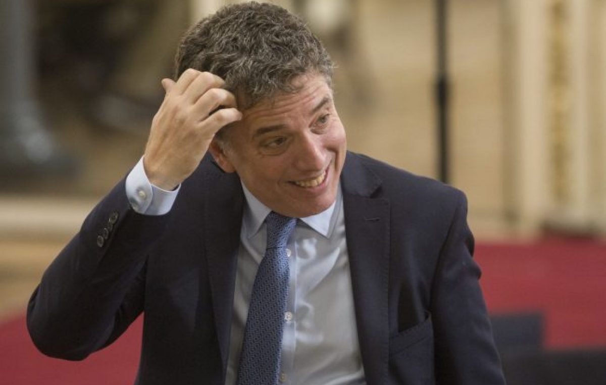 Dujovne prometió que si ganan habrá reforma laboral