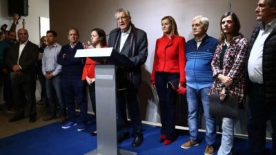 «Un peronista no puede apoyar la entrega del país»