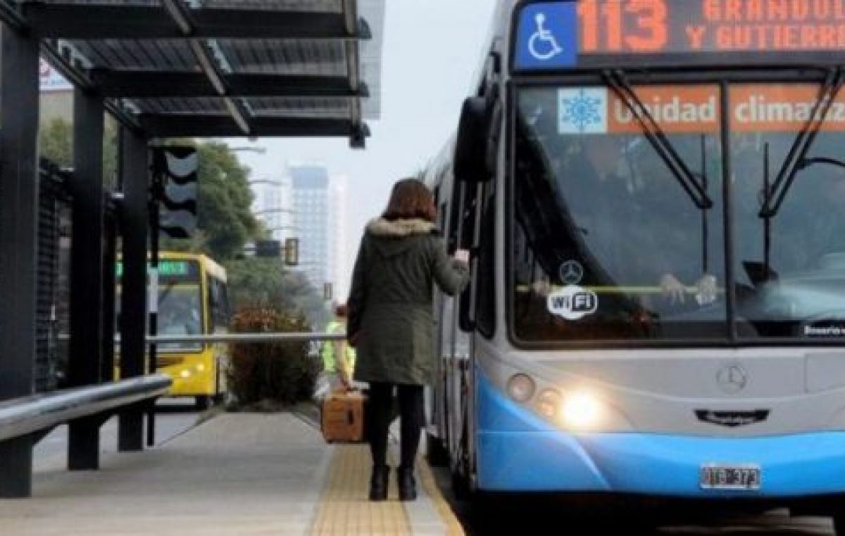 Rosario: Fein dijo que «el sistema de transporte está en crisis» pero que por ahora no habrá aumento del boleto