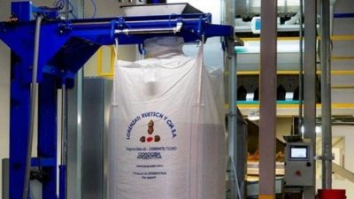 La cáscara de maní salvó a un pueblo cordobés del apagón nacional